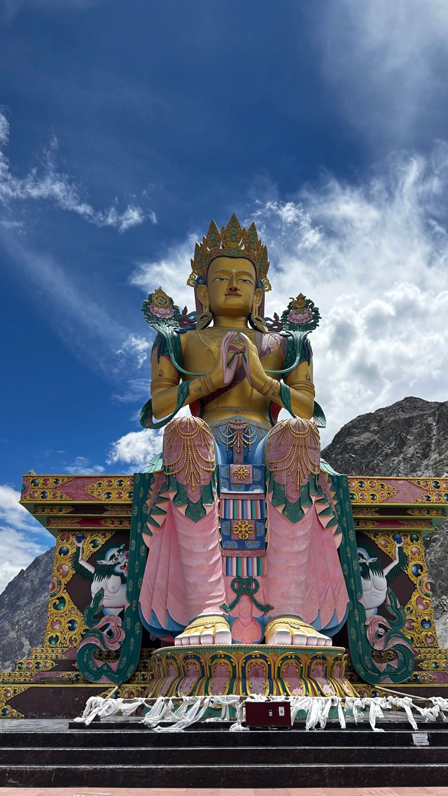 LADAKH TOUR PACKAGE – 5 NIGHTS / 6 DAYS